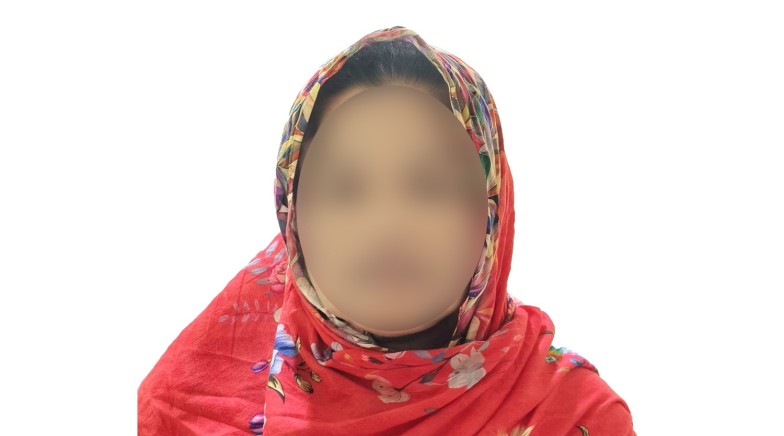 সামাজিক যোগাযোগ মাধ্যমে ভাইরাল মাদক বিক্রেতা আরএমপি কমিশনারের নির্দেশে গ্রেপ্তার গাঁজা উদ্ধার
