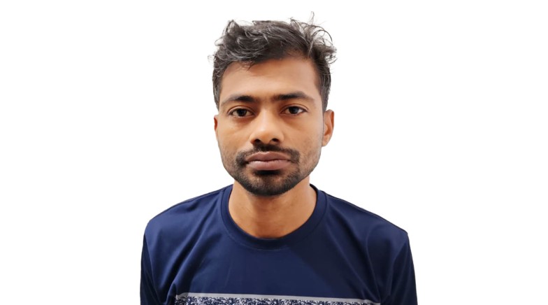 রাজশাহীতে আরএমপি’র সম্মানিত পুলিশ কমিশনার মহোদয়ের প্রত্যক্ষ তত্ত্বাবধানে মাদকবিরোধী অভিযানে ১ মাদক ব্যবসায়ী গ্রেপ্তার; ট্যাপেন্টাডল ও ইয়াবা ট্যাবলেট উদ্ধার, মাদক বিক্রয়ের নগদ অর্থ জব্দ
