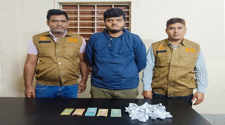 রাজশাহীতে আরএমপি'র মাদকবিরোধী অভিযানে ১ জন মাদক ব্যবসায়ী গ্রেপ্তার; গাঁজা উদ্ধার