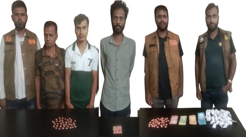 রাজশাহীতে আরএমপি’র মাদকবিরোধী অভিযানে ৩ মাদক ব্যবসায়ী গ্রেপ্তার; ট্যাপেন্টাডল ট্যাবলেট ও গাঁজা উদ্ধার