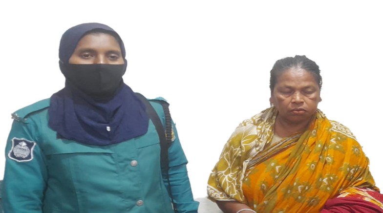 রাজশাহীতে আরএমপি'র মাদকবিরোধী অভিযানে ১ জন নারী মাদক ব্যবসায়ী গ্রেপ্তার; গাঁজা উদ্ধার