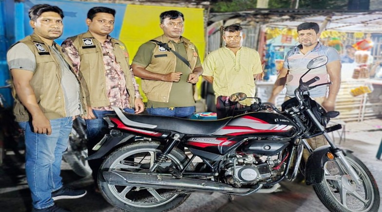রাজশাহী মহানগরীর বেলপুকুর থানার চাঞ্চল্যকর ক্লু-লেস দস্যুতা মামলার ঘটনায় ব্যবহৃত মোটরসাইকেল উদ্ধার