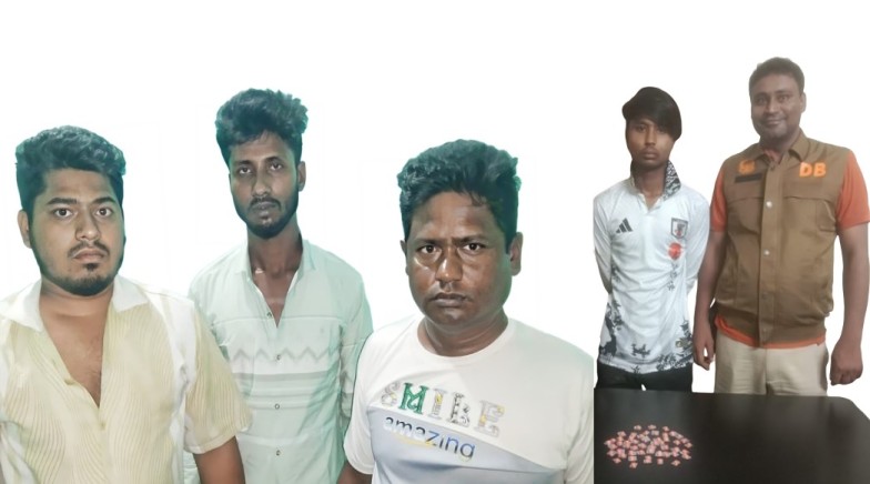 রাজশাহীতে আরএমপি’র মাদকবিরোধী অভিযানে ৪ মাদক ব্যবসায়ী গ্রেপ্তার; দেশীয় চোলাইমদ ও ট্যাপেন্টাডল ট্যাবলেট উদ্ধার