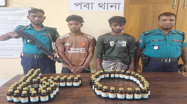 রাজশাহী মহানগরীতে আরএমপি পুলিশ কমিশনারের প্রত্যক্ষ তত্ত্বাবধানে পবা থানা পুলিশের অভিযানে ৮০ বোতল এ্যালকোহল ও ১০ পিস ট্যাপেন্টাডল ট্যাবলেটসহ ২ মাদক কারবারি গ্রেপ্তার