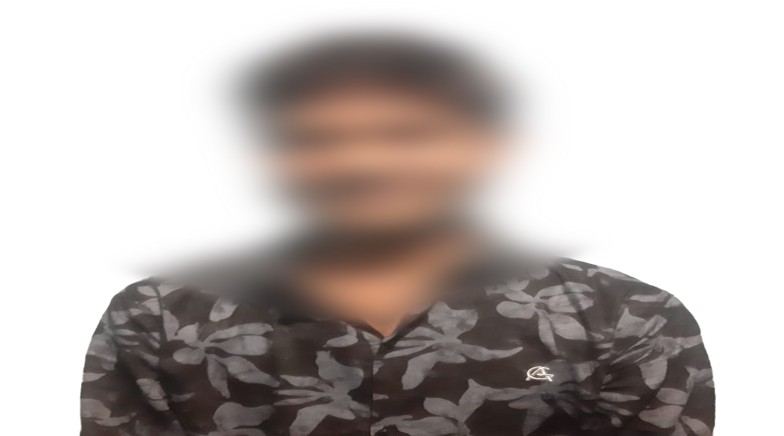 রাজশাহী মহানগরীতে আরএমপি’র মাদকবিরোধী অভিযানে ১ মাদকসেবী গ্রেপ্তার; গাঁজা উদ্ধার