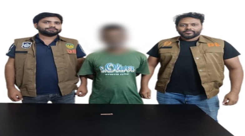 রাজশাহী মহানগরীতে আরএমপি’র মাদকবিরোধী অভিযানে ১ মাদক ব্যবসায়ী গ্রেপ্তার; ইয়াবা ট্যাবলেট উদ্ধার