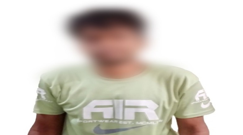 রাজশাহী মহানগরীতে আরএমপি’র মাদকবিরোধী অভিযানে ১ মাদক ব্যবসায়ী গ্রেপ্তার; ট্যাপেন্টাডল ট্যাবলেট উদ্ধার