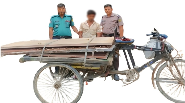 রাজশাহী মহানগরীতে চন্দ্রিমা থানা পুলিশের অভিযানে চোরাই ভ্যান ও বিভিন্ন মালামালসহ ১ ব্যক্তি গ্রেপ্তার