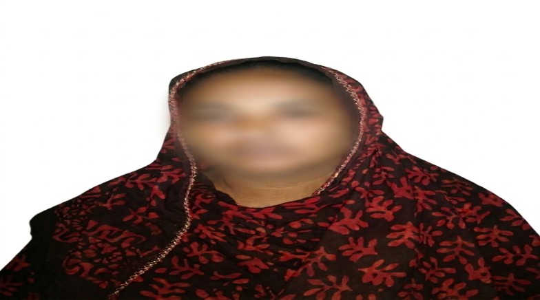 রাজশাহী মহানগরীতে আরএমপি’র বিশেষ মাদকবিরোধী টিমের অভিযানে ১ নারী মাদক ব্যবসায়ী গ্রেপ্তার; ইয়াবা, ট্যাপেন্টাডল ট্যাবলেট উদ্ধার; নগদ অর্থ এবং মোবাইল ফোন জব্দ